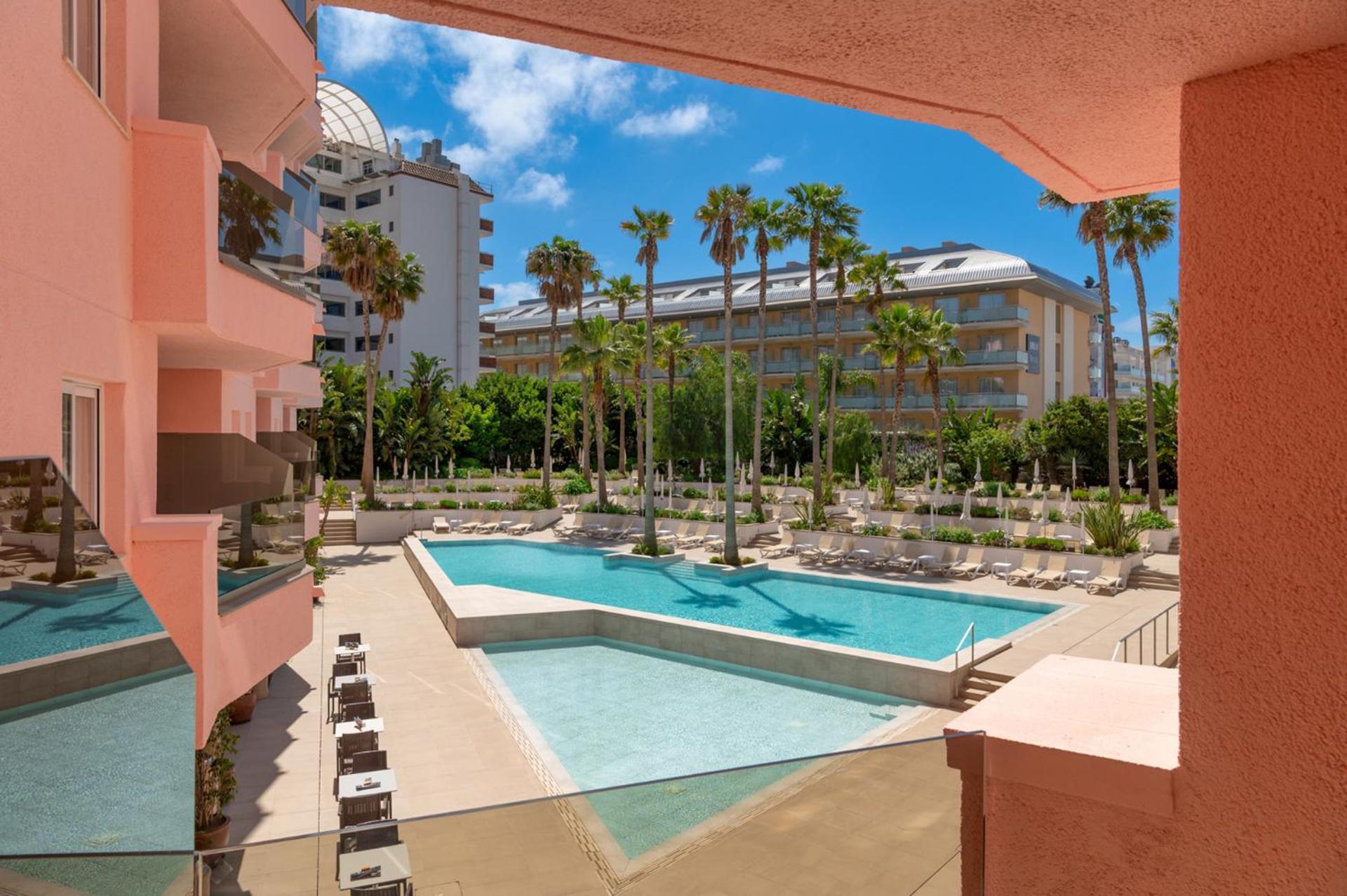 Aqua Hotel The Breeze (Adults Only +18) All Inclusive Санта-Сусанна Экстерьер фото