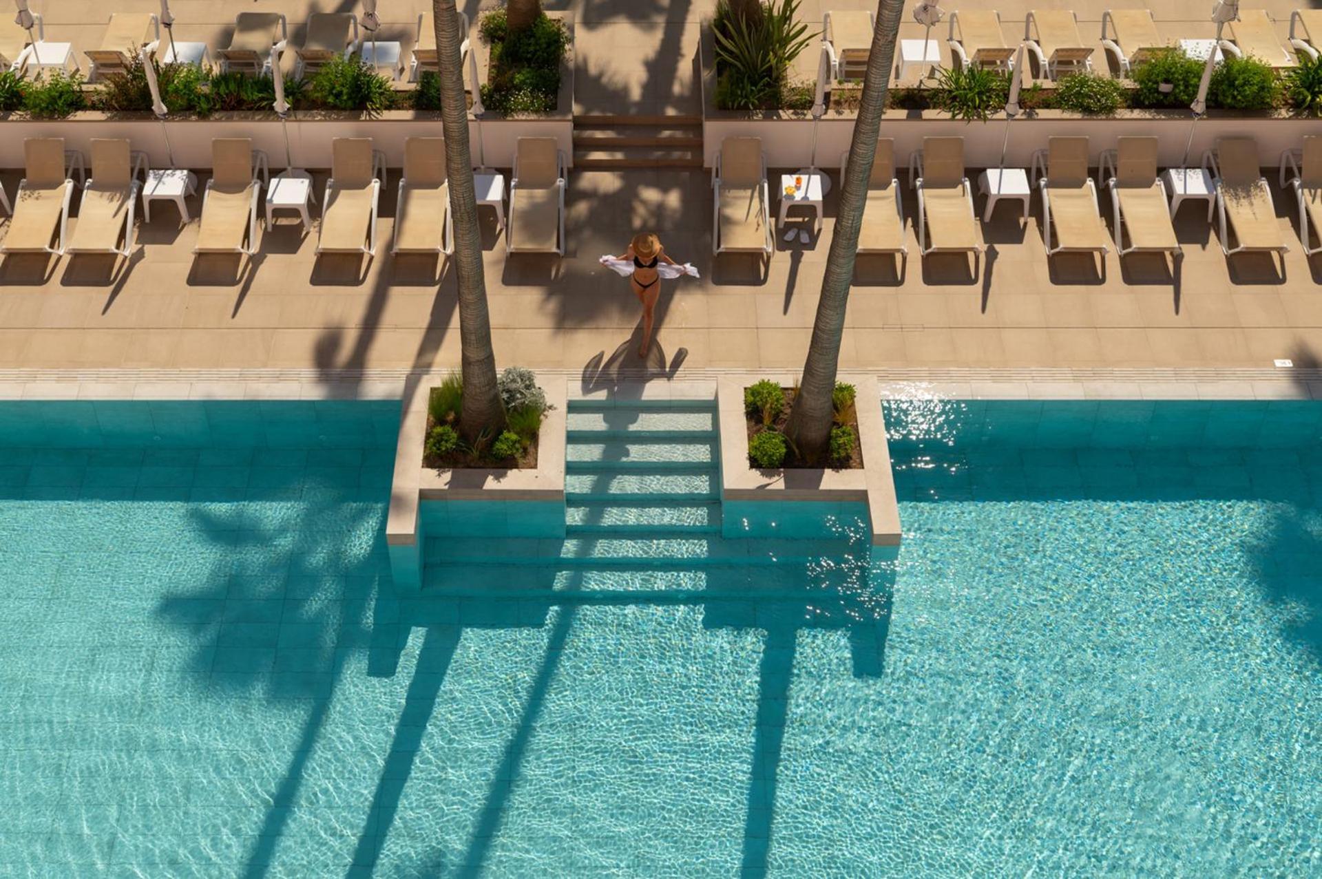 Aqua Hotel The Breeze (Adults Only +18) All Inclusive Санта-Сусанна Экстерьер фото