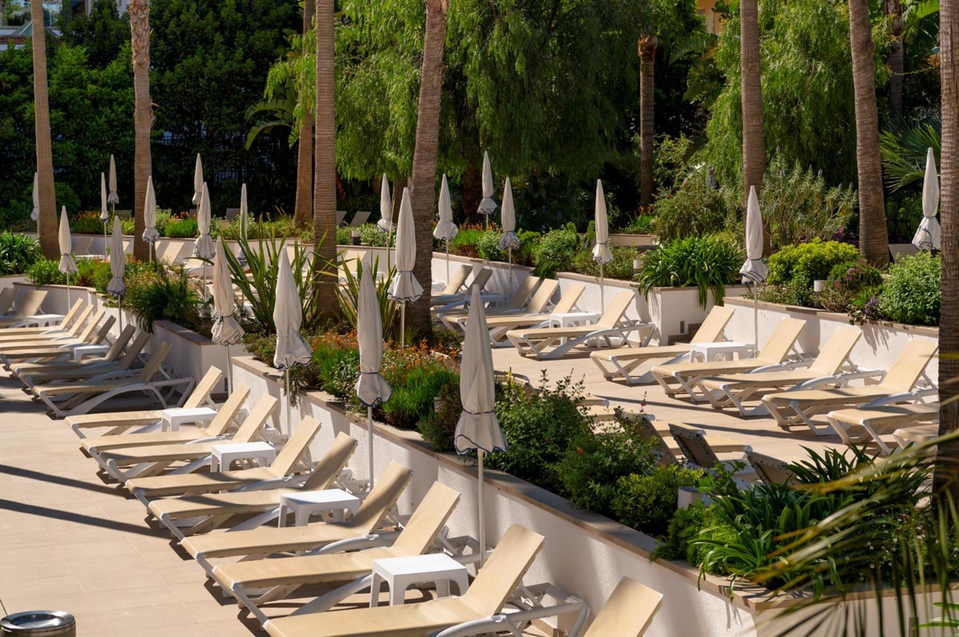 Aqua Hotel The Breeze (Adults Only +18) All Inclusive Санта-Сусанна Экстерьер фото