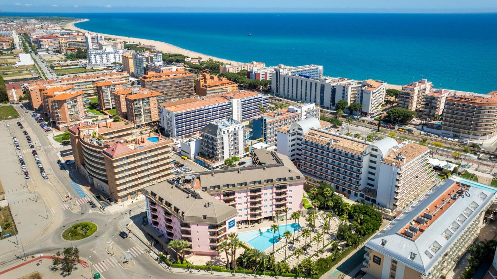 Aqua Hotel The Breeze (Adults Only +18) All Inclusive Санта-Сусанна Экстерьер фото